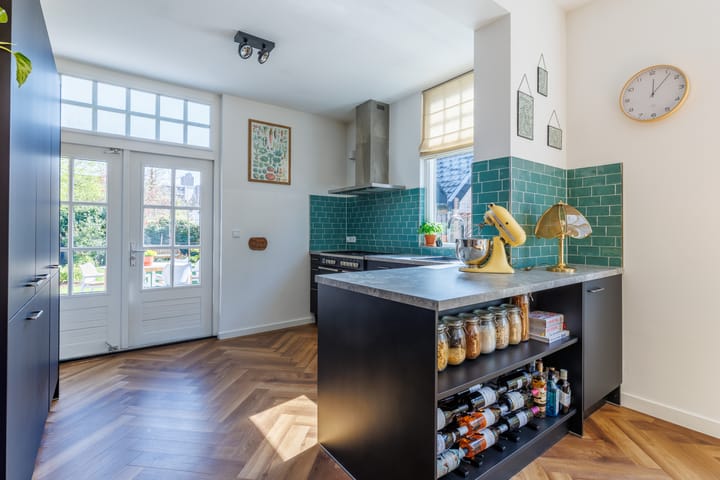 Foto 8 van De Ruyterstraat 84