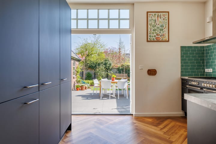 Foto 11 van De Ruyterstraat 84