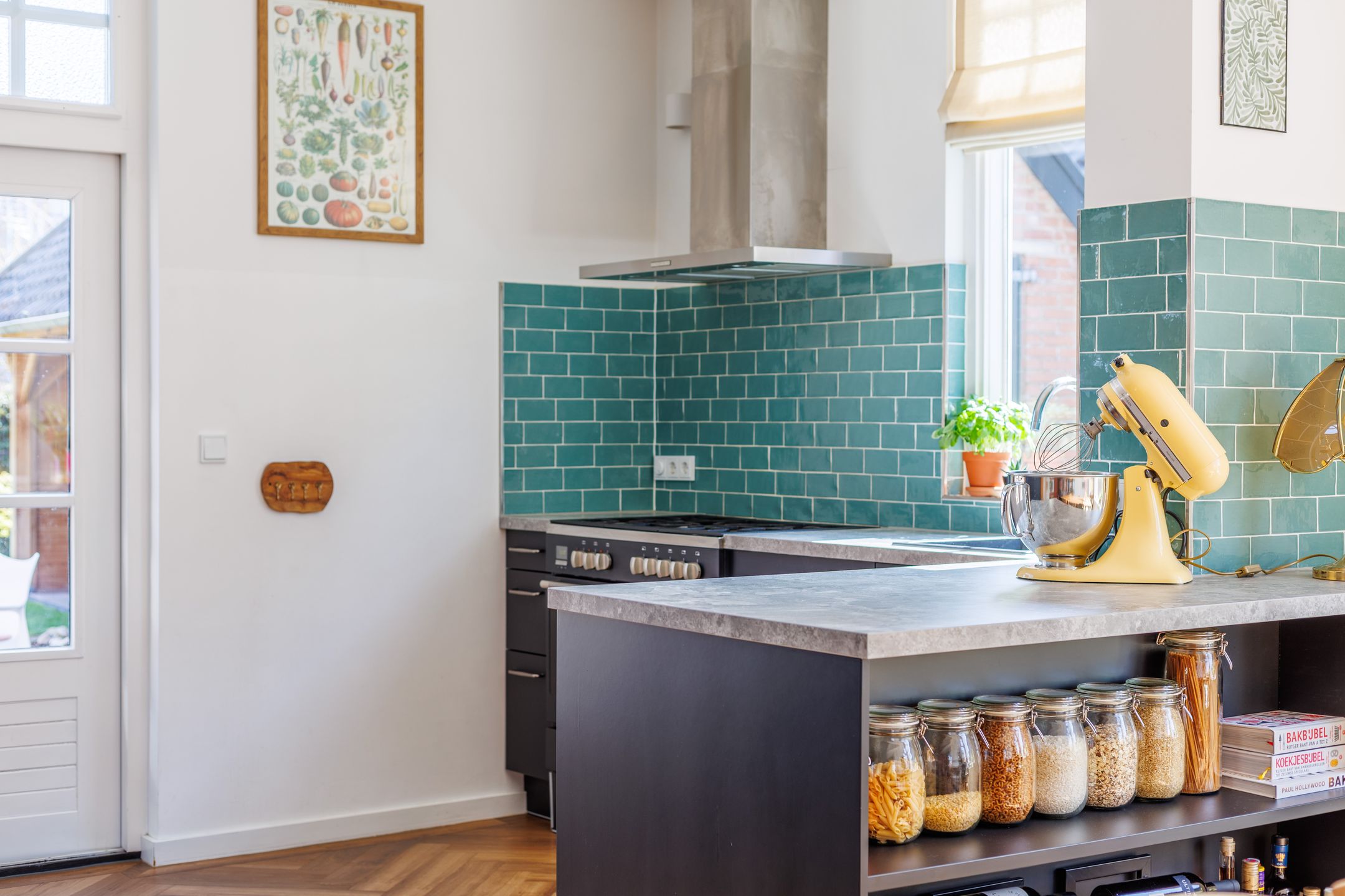 Photo 12 of De Ruyterstraat 84