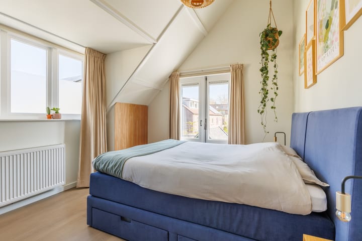 Foto 21 van De Ruyterstraat 84