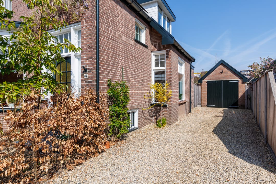 Photo 32 of De Ruyterstraat 84