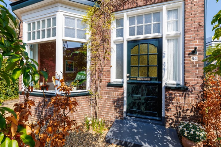 Foto 33 van De Ruyterstraat 84