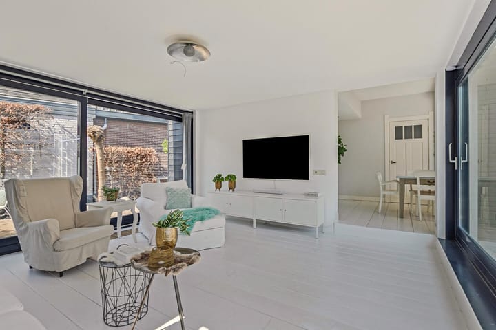 Foto 16 van Stationsweg 72