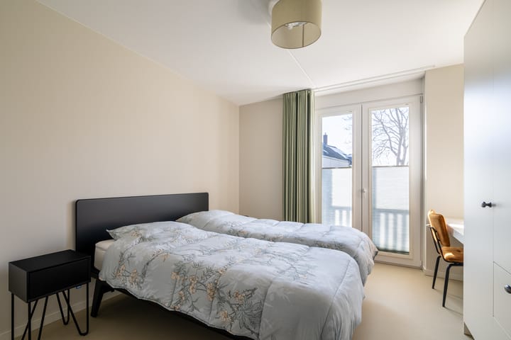 Foto 12 van Heinsbergerweg 12-B02