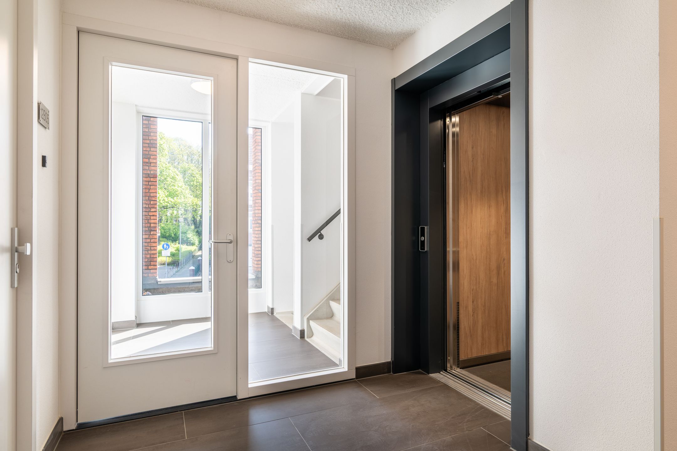 Foto 18 van Heinsbergerweg 12-B02