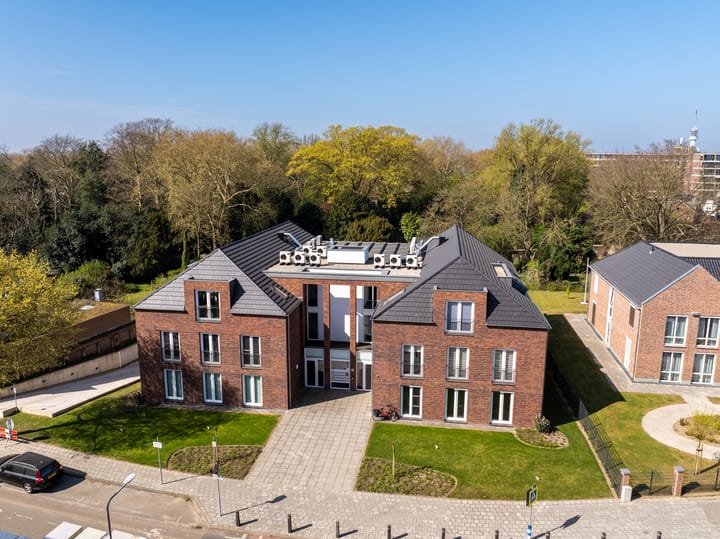 Foto 22 van Heinsbergerweg 12-B02