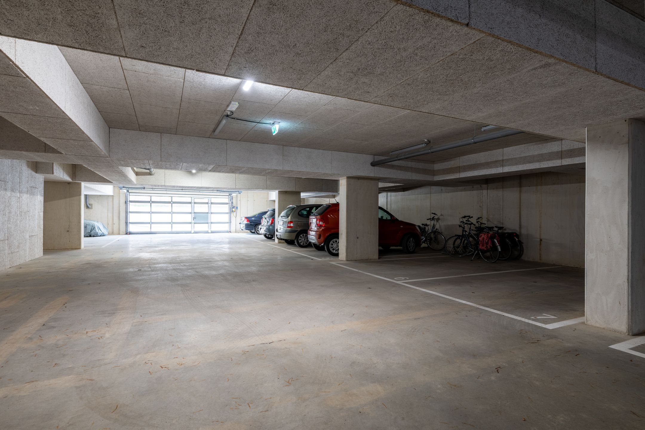 Foto 21 van Heinsbergerweg 12-B02