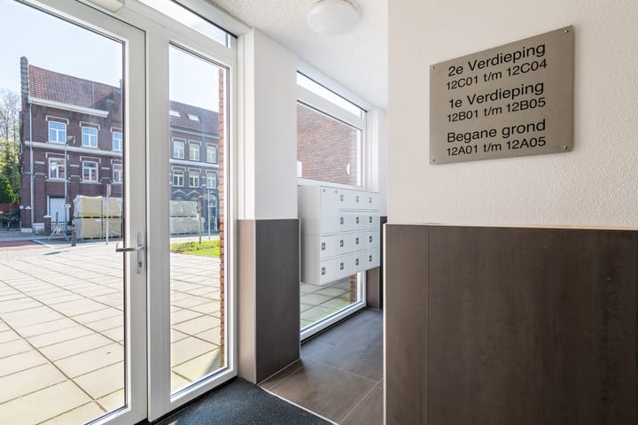 Foto 19 van Heinsbergerweg 12-B02