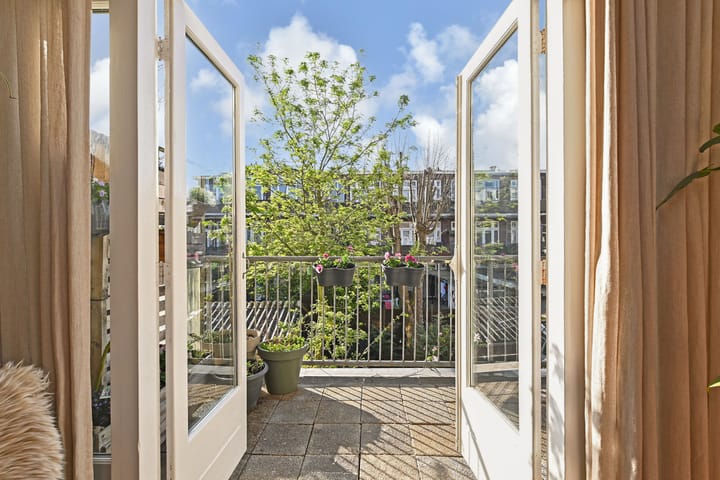 Foto 19 van Loosduinsekade 324