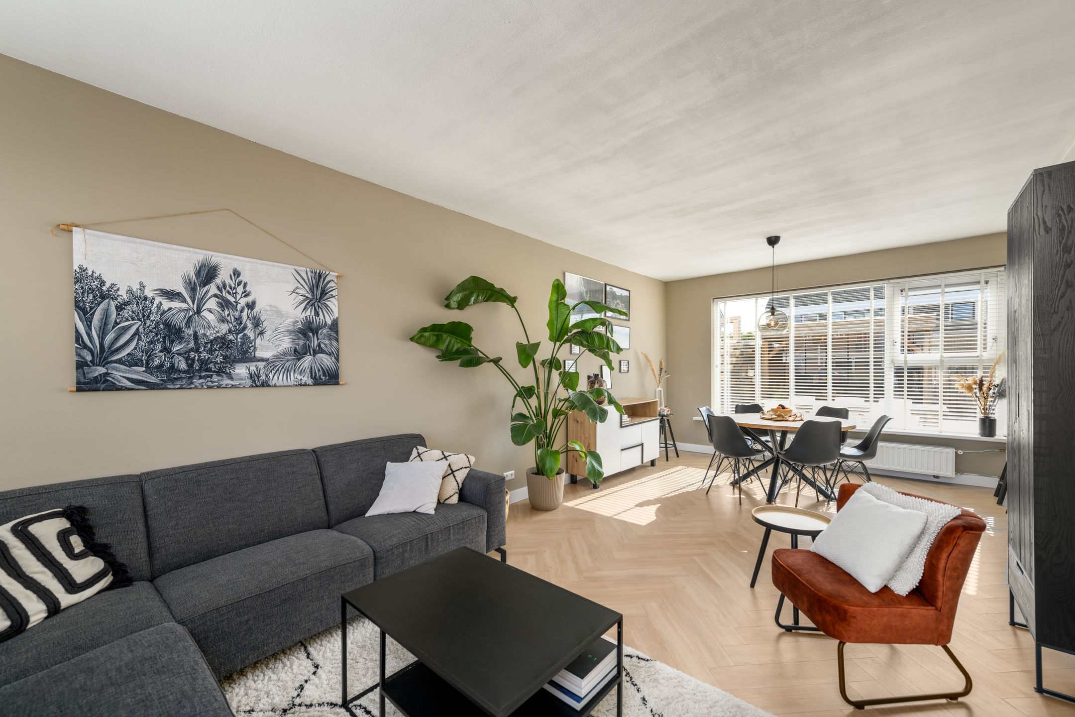 Foto 6 van E A Borgerstraat 68