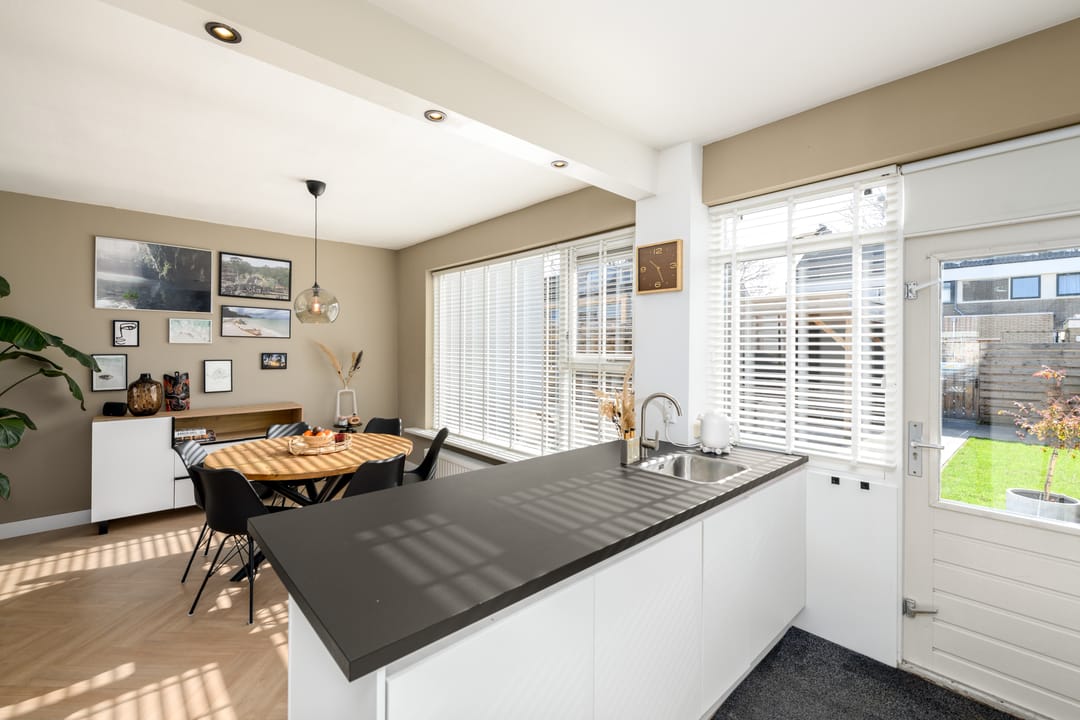 Foto 11 van E A Borgerstraat 68