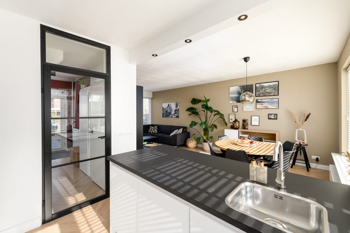 Foto 12 van E A Borgerstraat 68