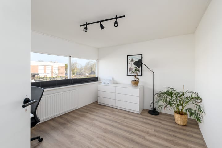 Foto 19 van E A Borgerstraat 68