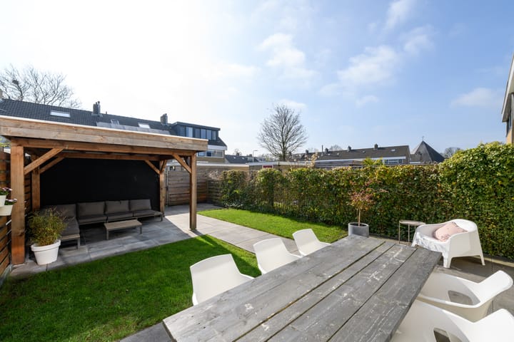 Foto 33 van E A Borgerstraat 68