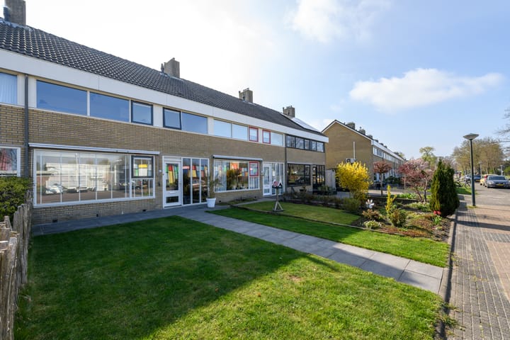 Foto 40 van E A Borgerstraat 68