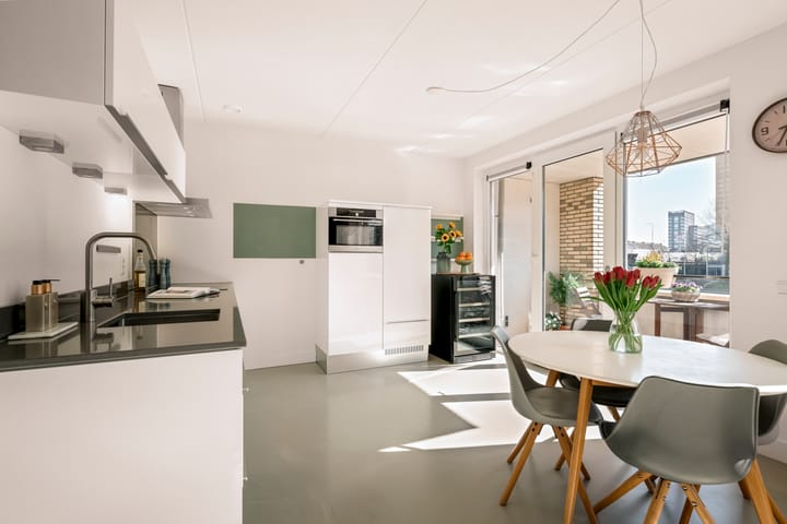 Photo 9 of De Leeuw van Vlaanderenstraat 3-B