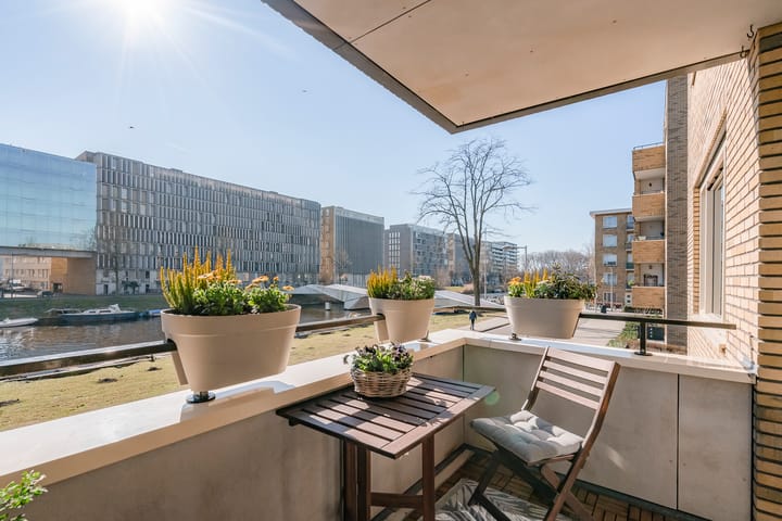 Photo 12 of De Leeuw van Vlaanderenstraat 3-B