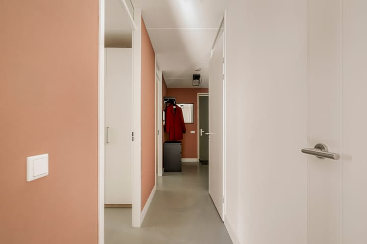 Photo 18 of De Leeuw van Vlaanderenstraat 3-B