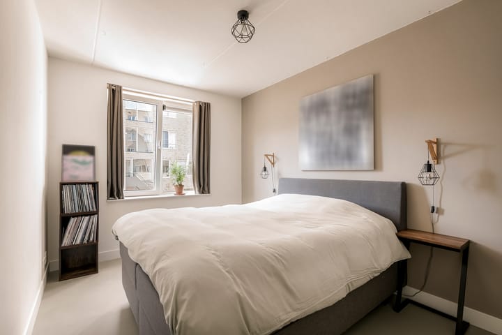 Photo 20 of De Leeuw van Vlaanderenstraat 3-B