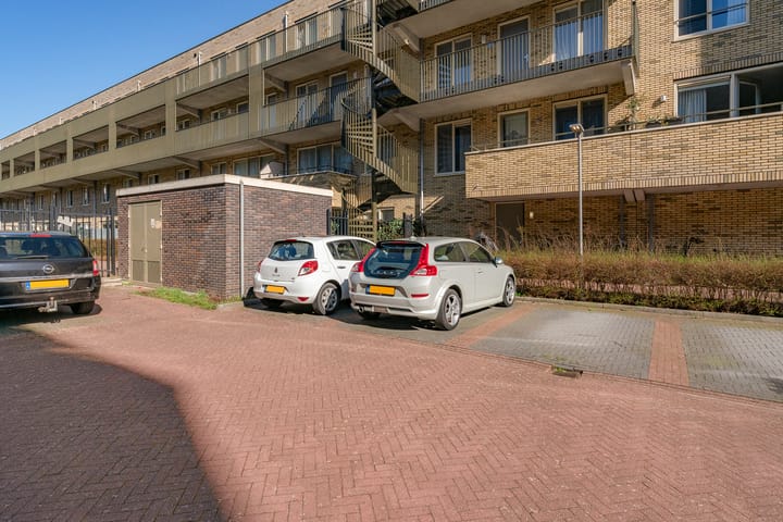 Photo 26 of De Leeuw van Vlaanderenstraat 3-B