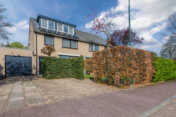 Foto 1 van Koningin Julianalaan 91