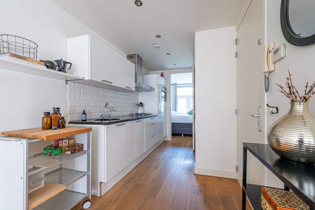 Foto 7 van Van Oldenbarneveldtstraat 96-D1