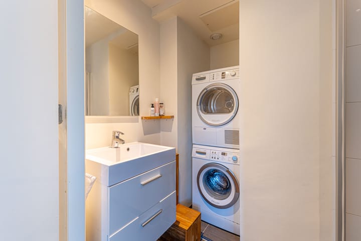 Foto 12 van Van Oldenbarneveldtstraat 96-D1