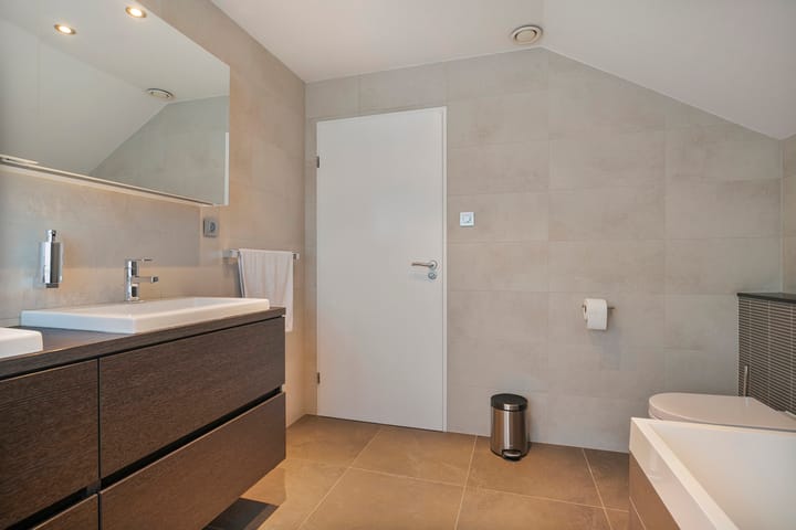 Photo 31 of Nieuwe Ellestraat 1