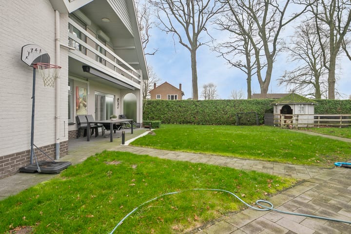 Photo 48 of Nieuwe Ellestraat 1