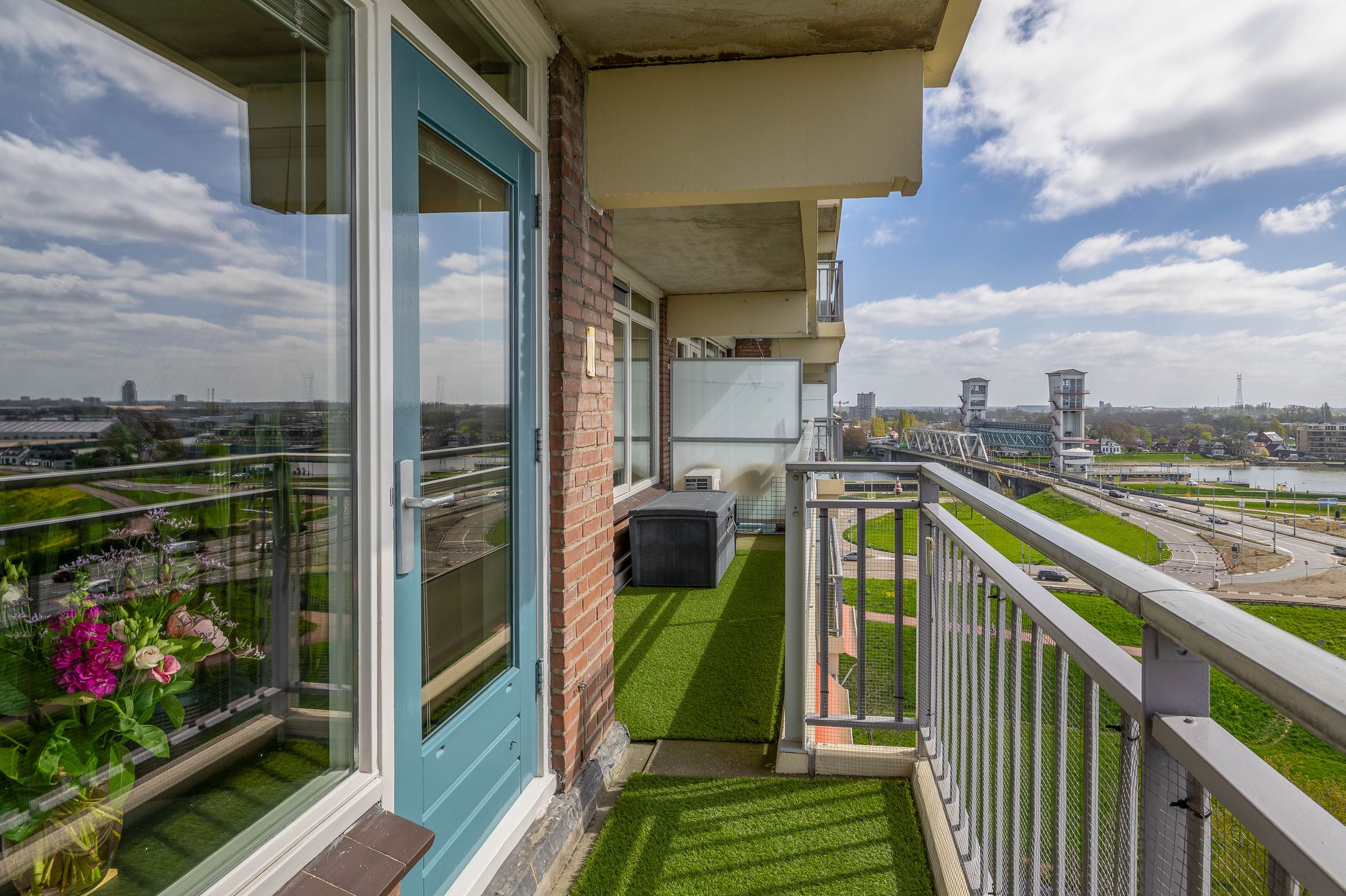 Foto 3 van Valeriusrondeel 72