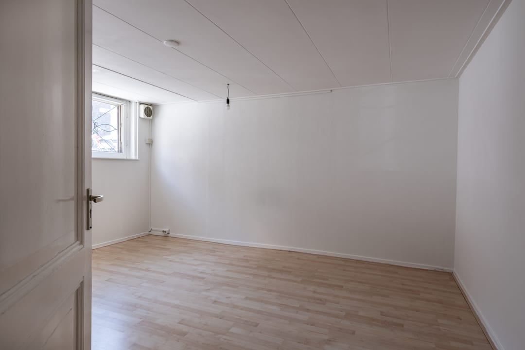 Photo 2 of Mgr. van de Weteringstraat 128