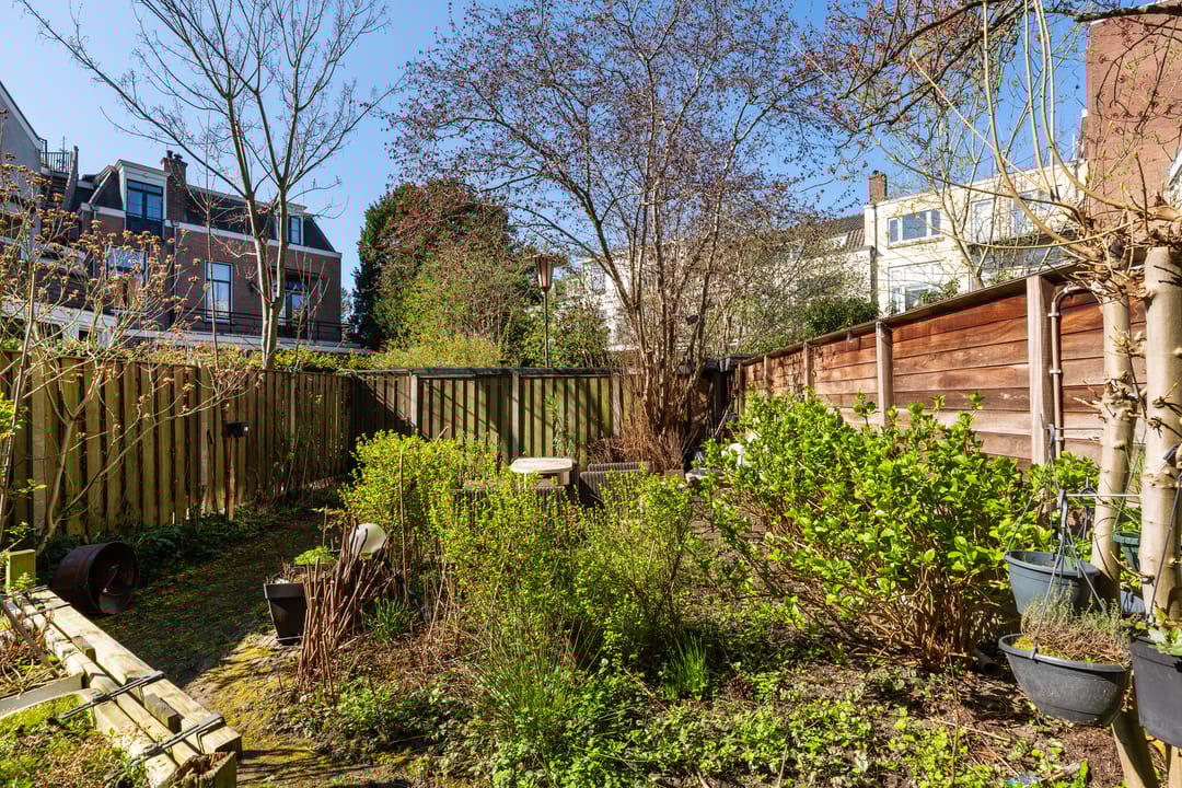 Photo 13 of Mgr. van de Weteringstraat 128