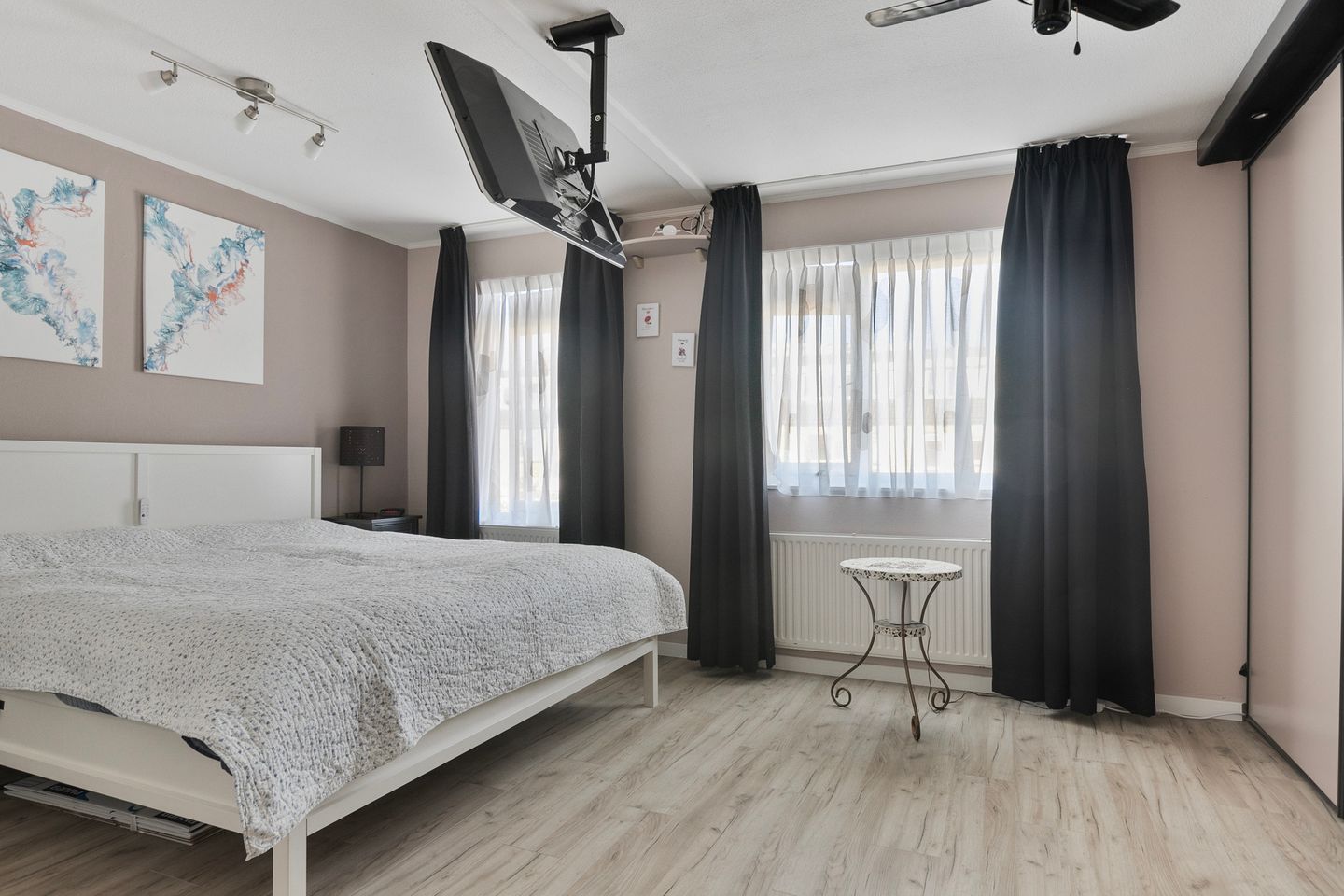 Foto 14 van Louis de Funèsstraat 18