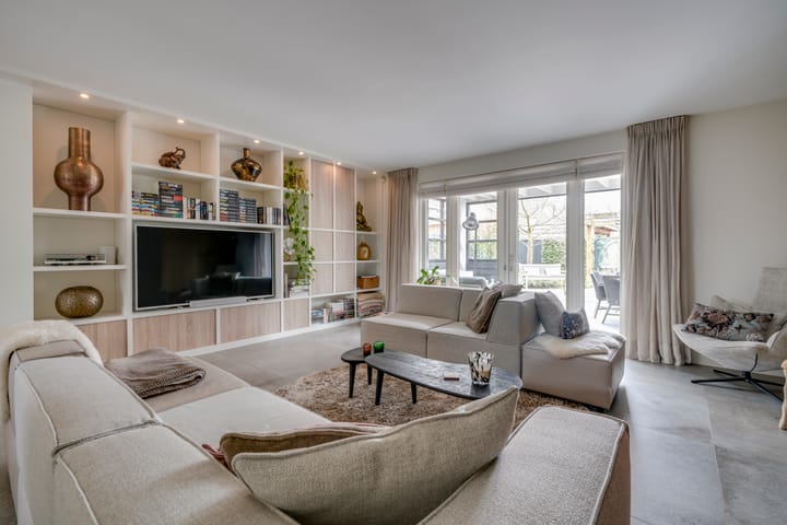 Foto 11 van Van Steenbergenlaan 93