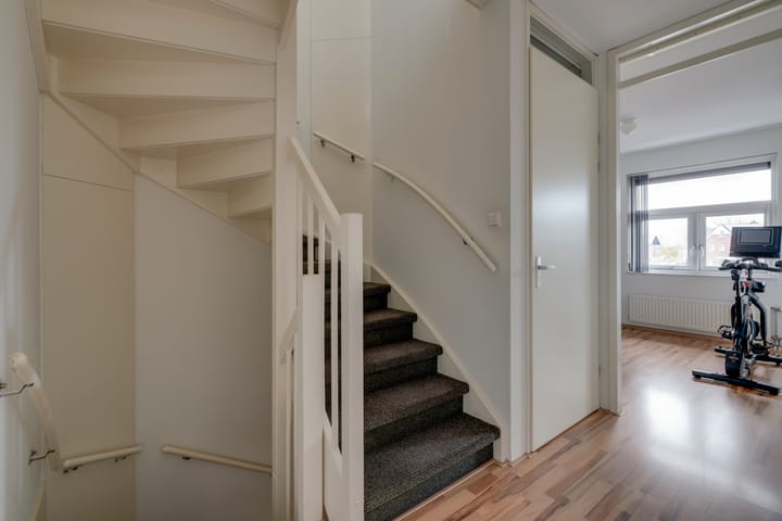 Foto 24 van Van Steenbergenlaan 93