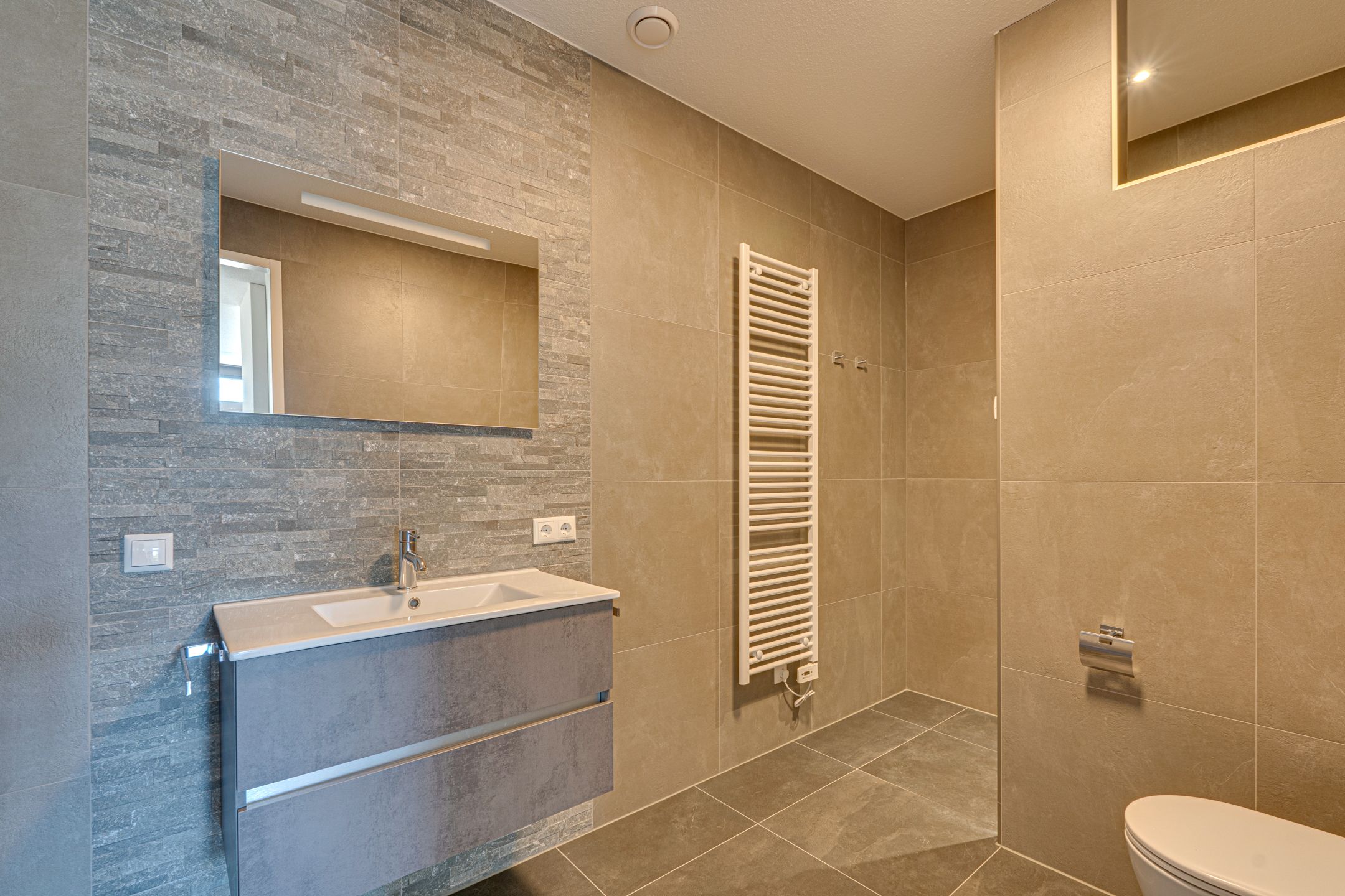 Foto 24 van Stationsstraat 21