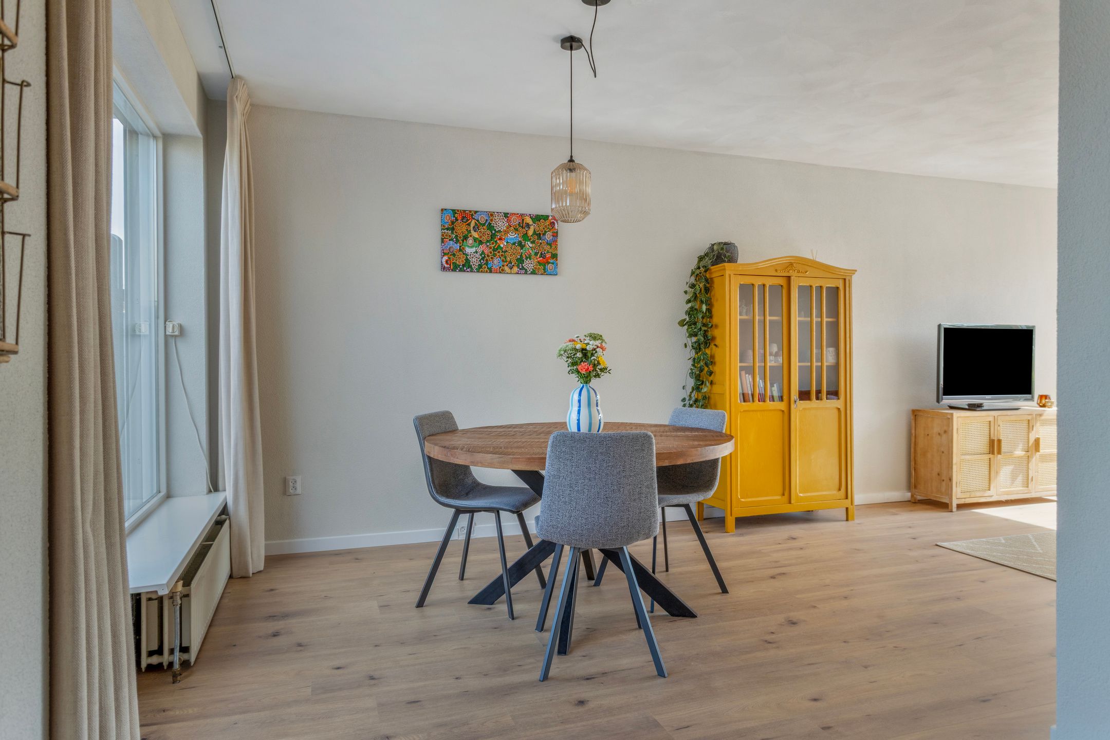 Photo 6 of Mr. van Houtenstraat 22