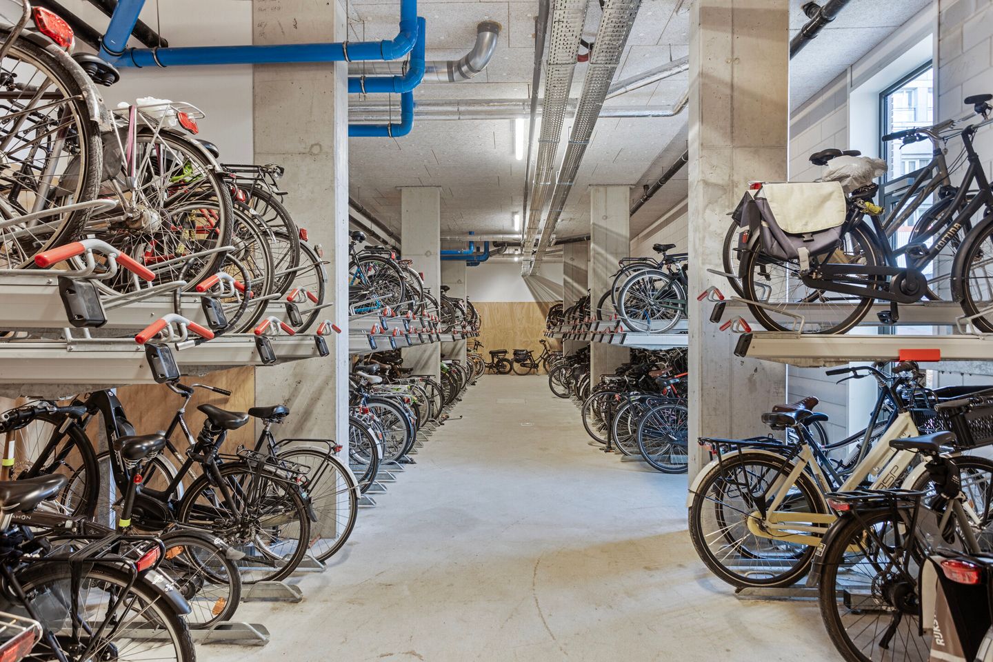 Foto 29 van Johan van der Keukenstraat 91-L