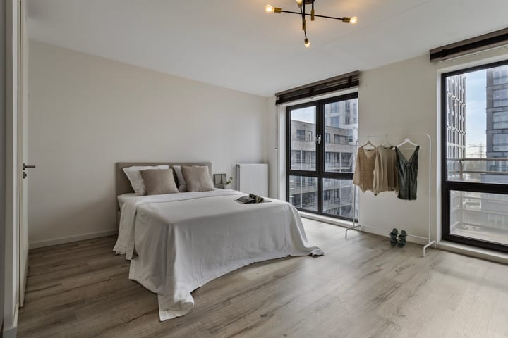 Foto 3 van Johan van der Keukenstraat 91-L