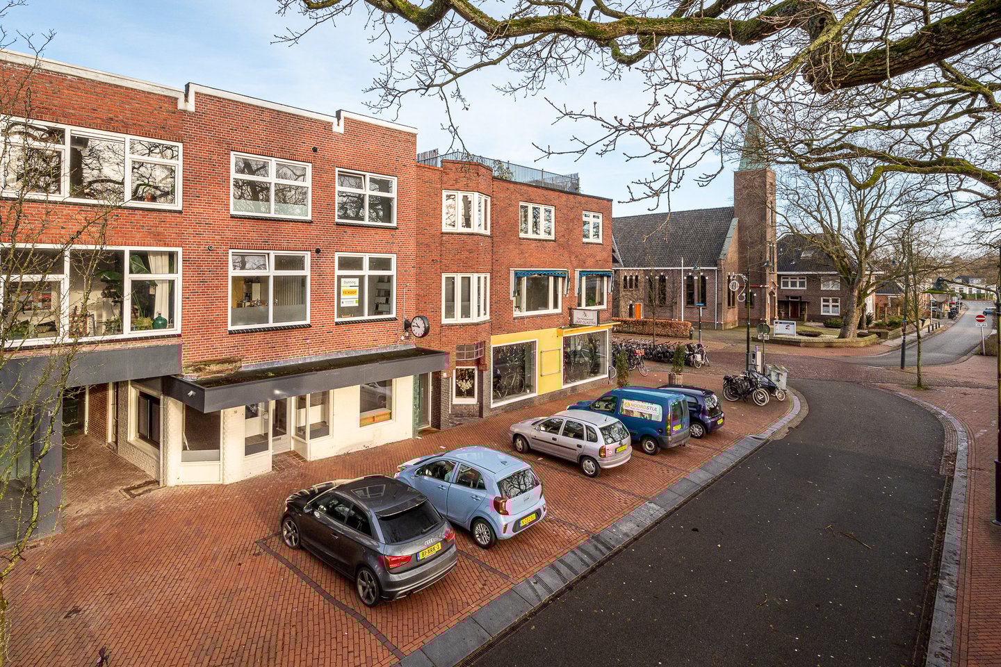 View photo 3 of Kerkstraat 10