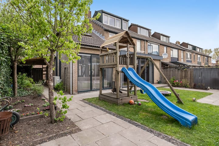 Foto 19 van Sweder van Vianenplein 6