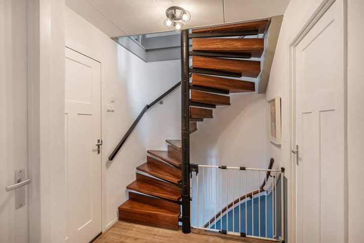 Foto 23 van Sweder van Vianenplein 6