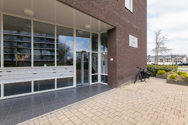 Photo 37 of P C Hooftstraat 33