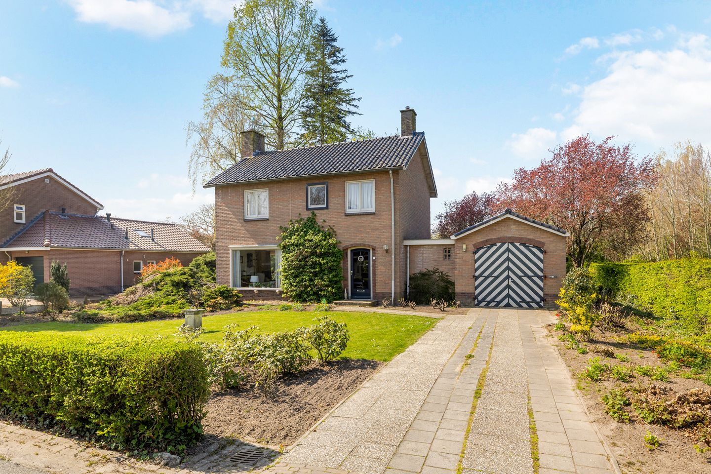 Foto 1 van Wijhendaalseweg 1-A