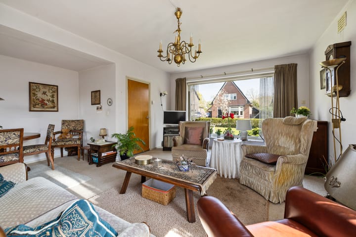 Photo 12 of Wijhendaalseweg 1-A