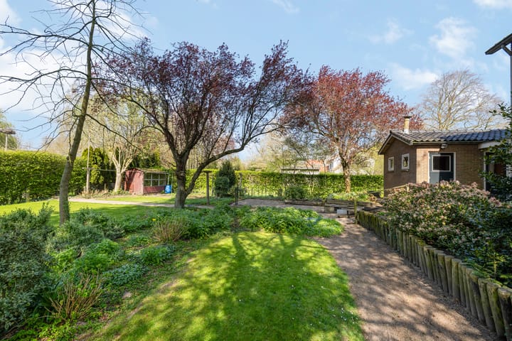 Photo 30 of Wijhendaalseweg 1-A