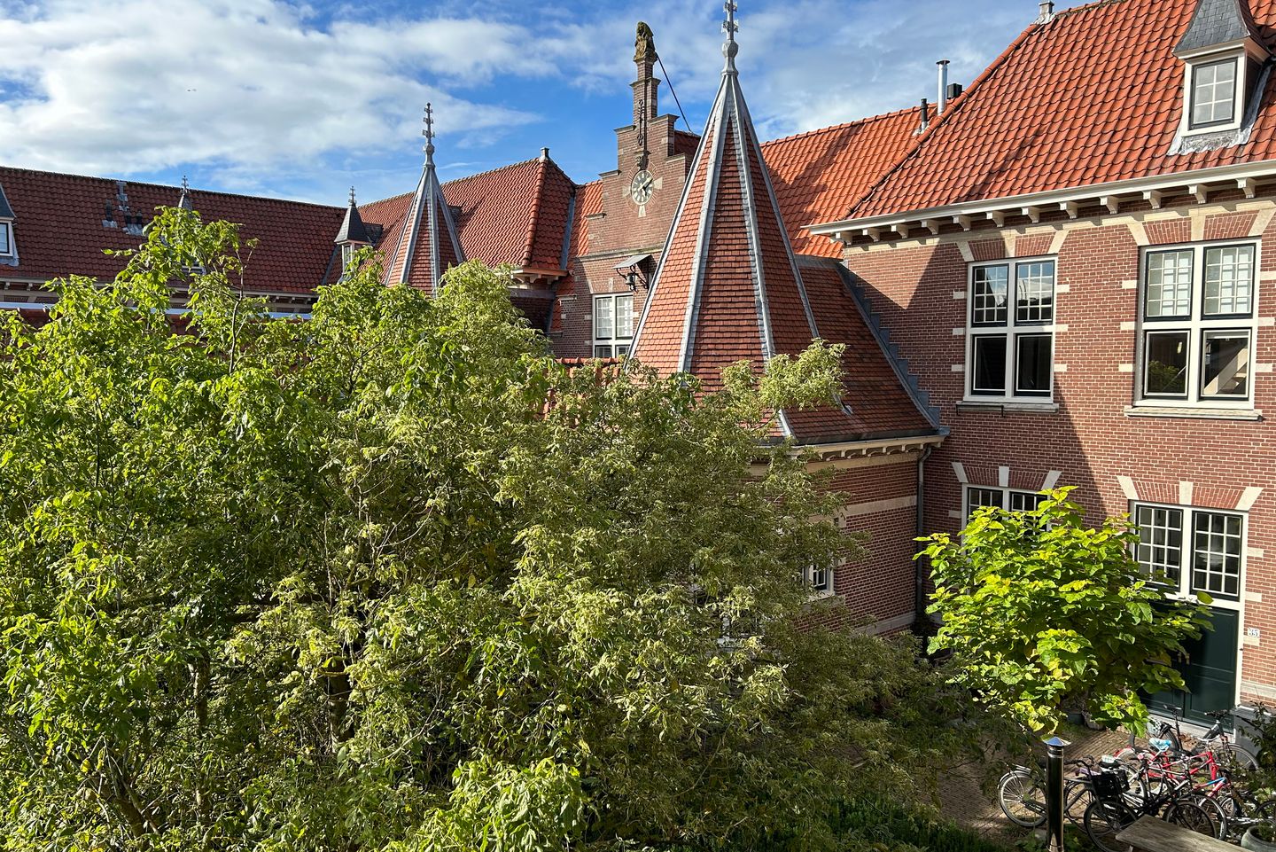 Foto 20 van Coen Cuserhof 43