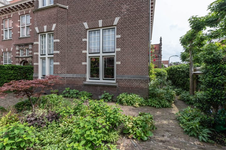 Foto 59 van Coen Cuserhof 43