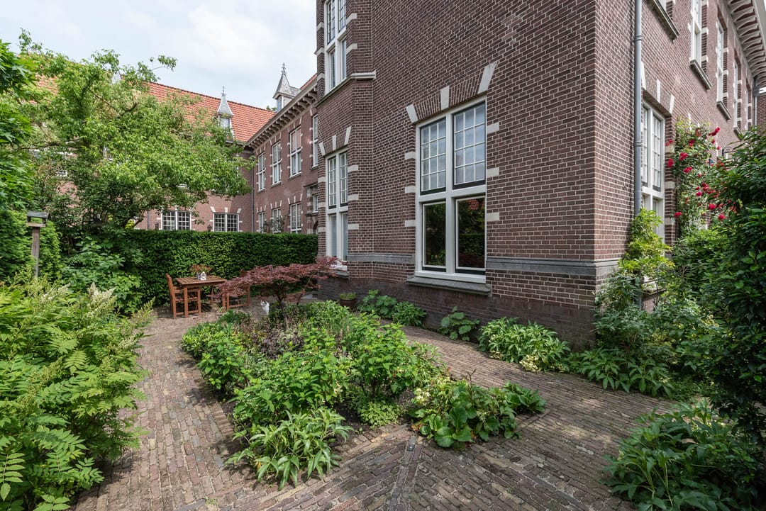 Foto 61 van Coen Cuserhof 43