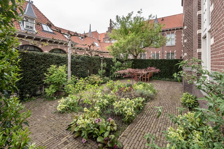 Foto 63 van Coen Cuserhof 43